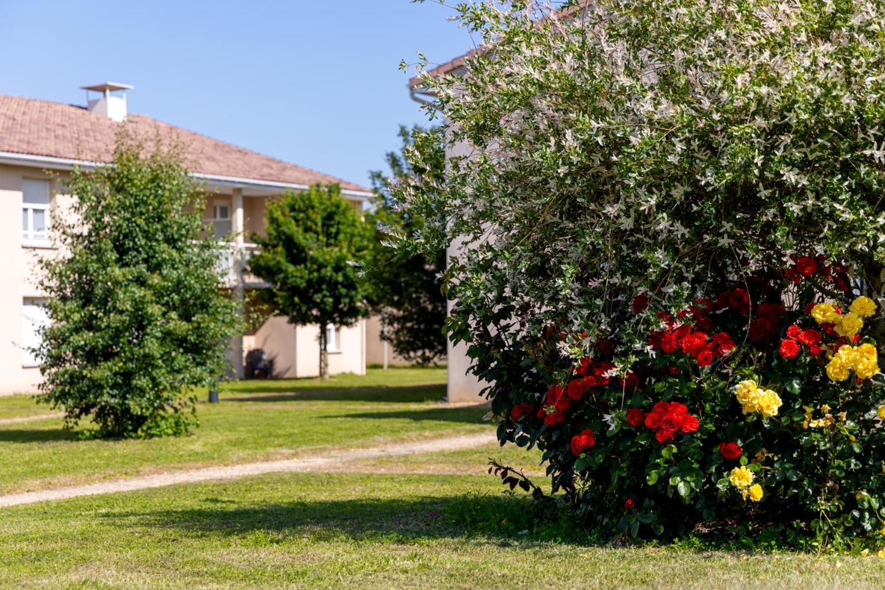 Patio Parc Residence Argenton-l'Eglise Екстер'єр фото